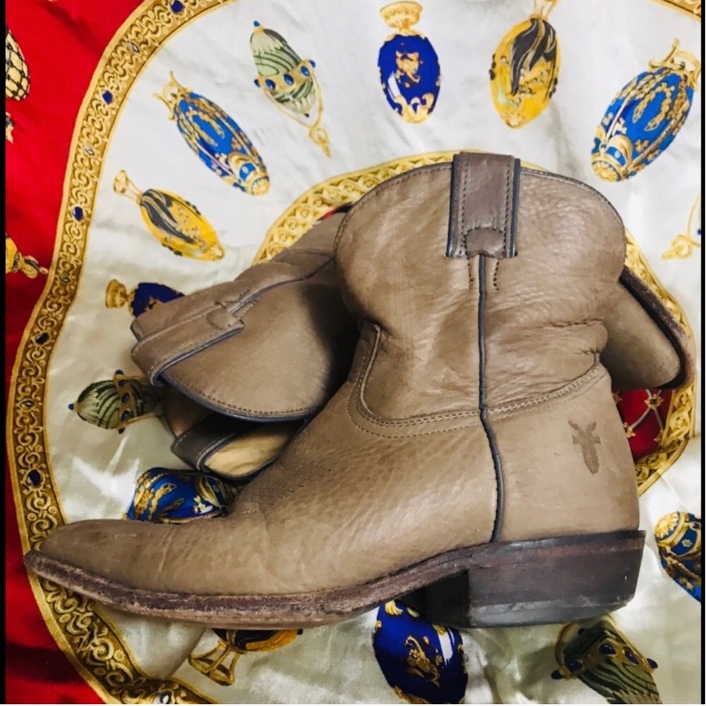 Frye short cowboy boots